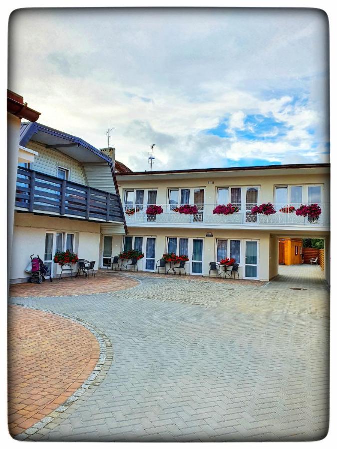 Maja Apartment Leba Ngoại thất bức ảnh